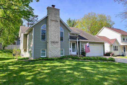 2060 Burke Avenue E, North Saint Paul, MN 55109