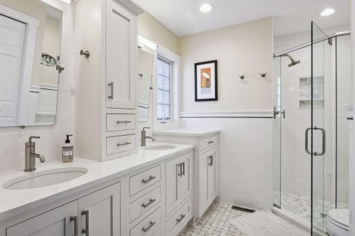 3669 Northshore Drive, Wayzata, MN 55391