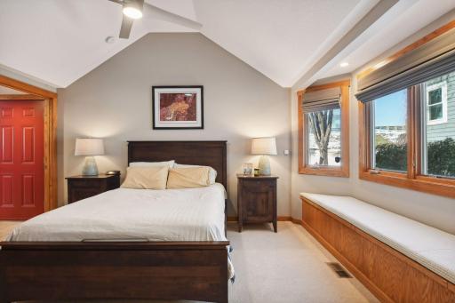 3669 Northshore Drive, Wayzata, MN 55391