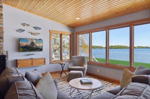 3669 Northshore Drive, Wayzata, MN 55391