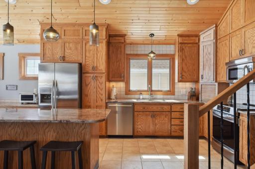 3669 Northshore Drive, Wayzata, MN 55391