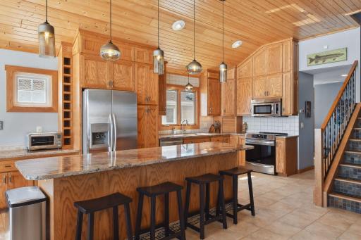 3669 Northshore Drive, Wayzata, MN 55391