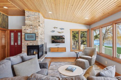 3669 Northshore Drive, Wayzata, MN 55391