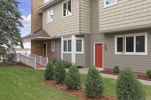 3669 Northshore Drive, Wayzata, MN 55391