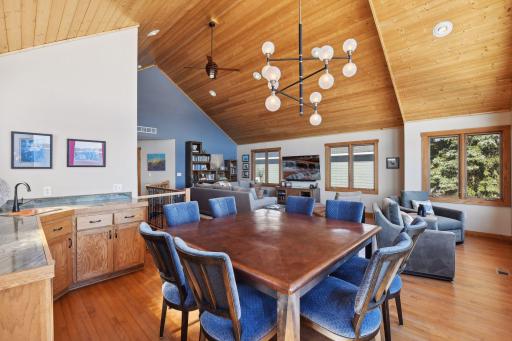 3669 Northshore Drive, Wayzata, MN 55391