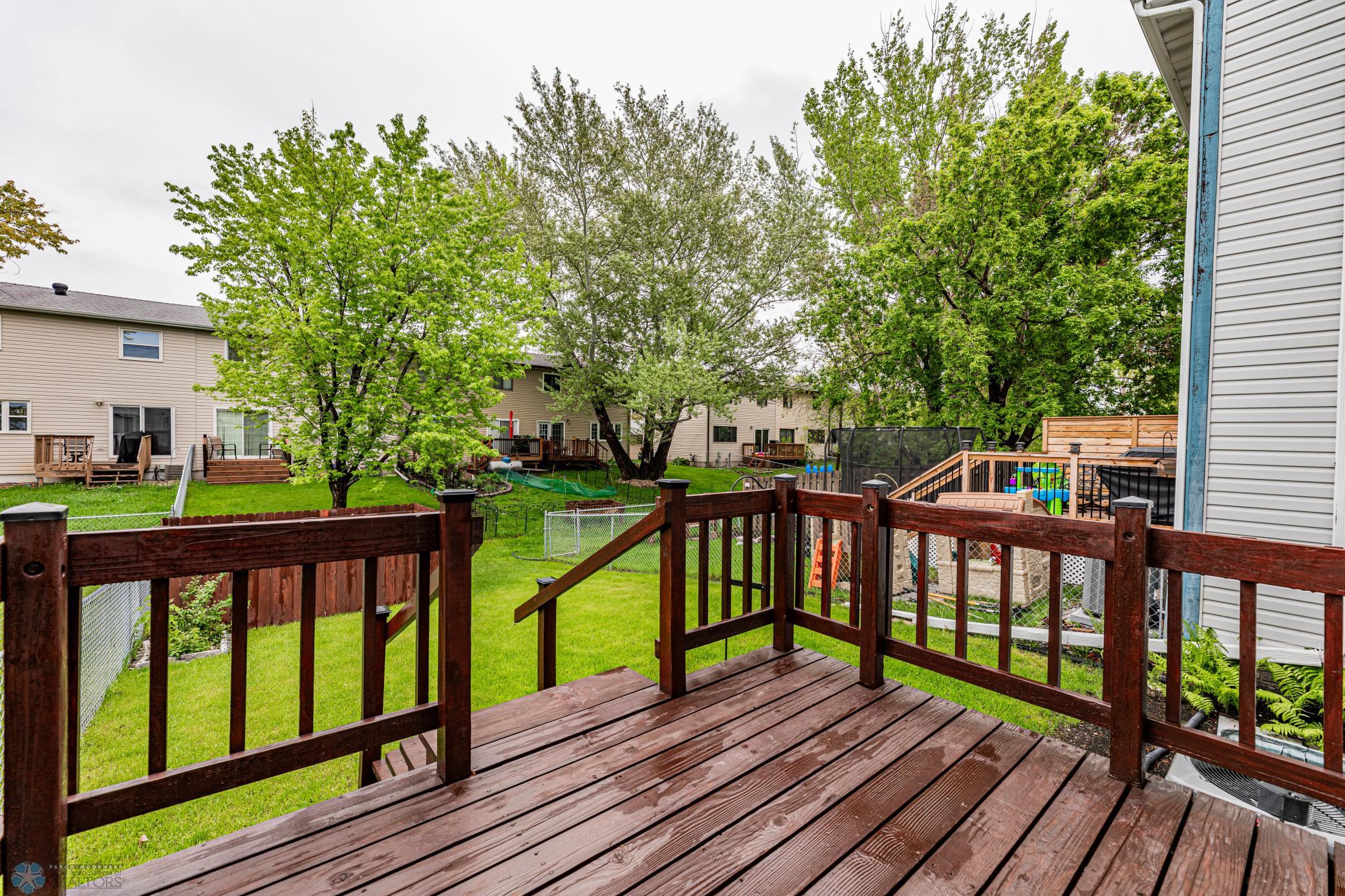 REAR DECK