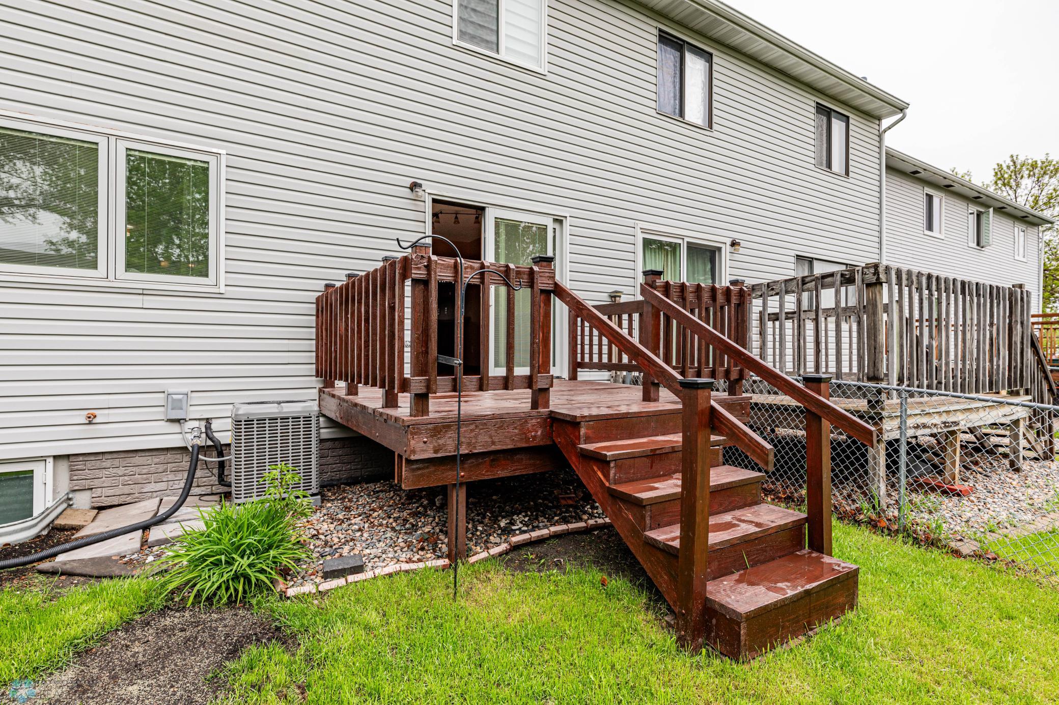 REAR DECK