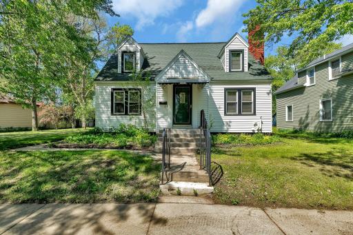 1011 10 1/2 Avenue S, Saint Cloud, MN 56301