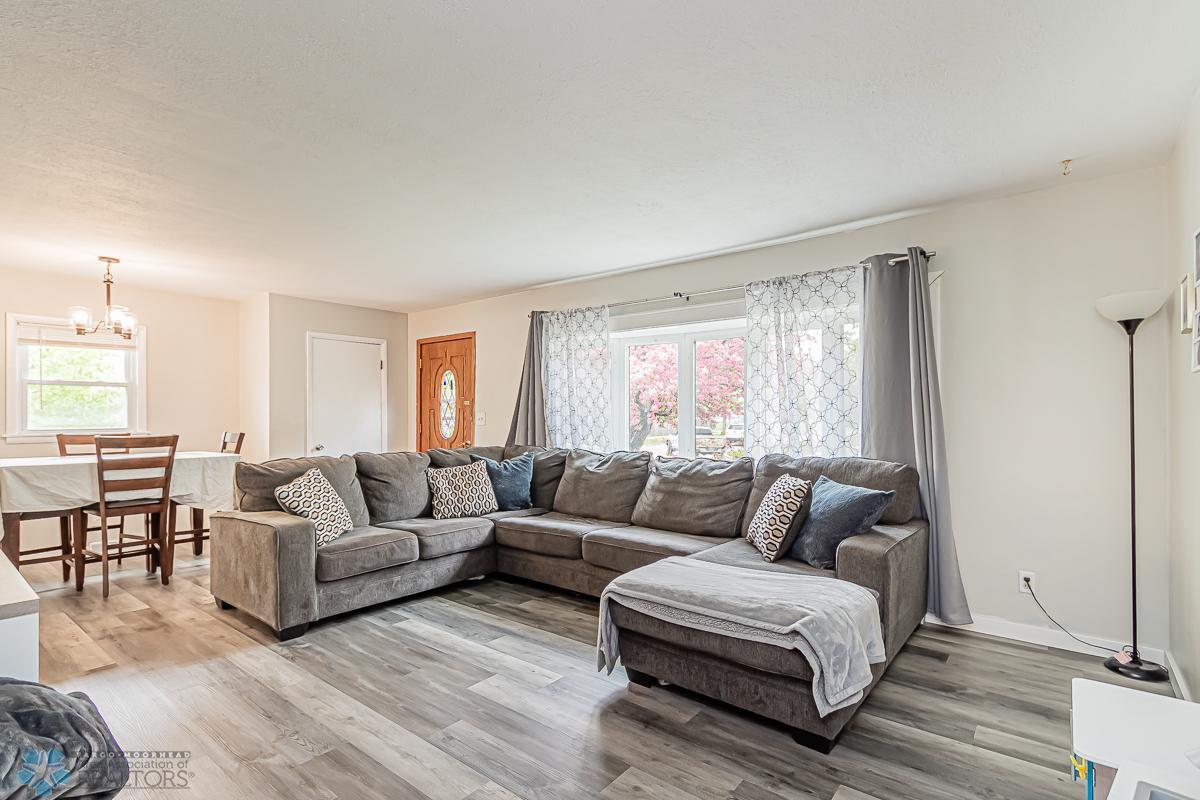 1626 17th St S, Fargo, ND 58103-04.jpg
