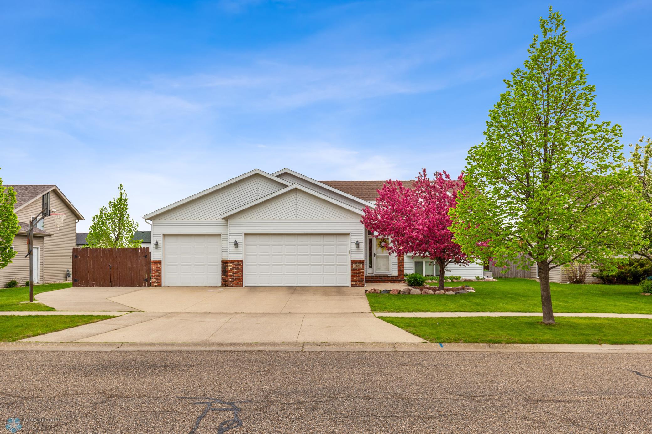 Property photo for 1121 9th Avenue W, West Fargo, ND 58078