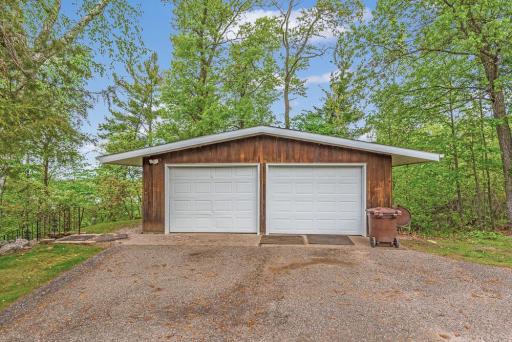 11243 E Gull Lake Drive, Brainerd, MN 56401