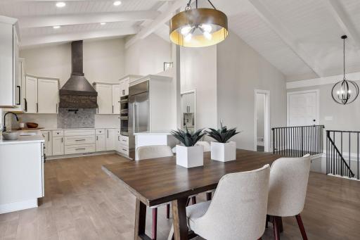 7001 Antrim Road, Edina, MN 55439