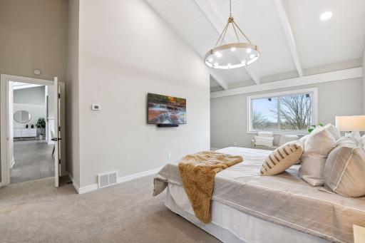 7001 Antrim Road, Edina, MN 55439