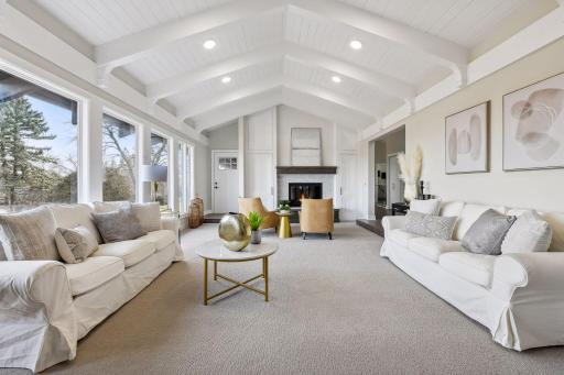 7001 Antrim Road, Edina, MN 55439