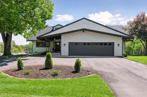 7001 Antrim Road, Edina, MN 55439