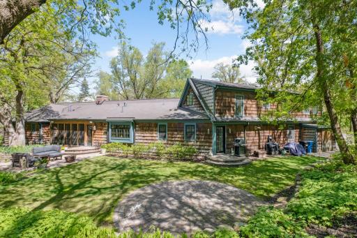 7 Saint Albans Road E, Hopkins, MN 55305