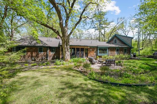 7 Saint Albans Road E, Hopkins, MN 55305