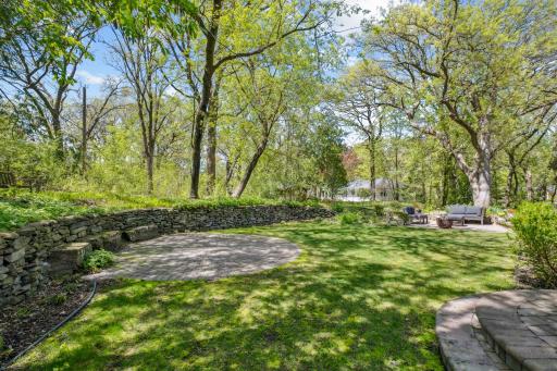 7 Saint Albans Road E, Hopkins, MN 55305