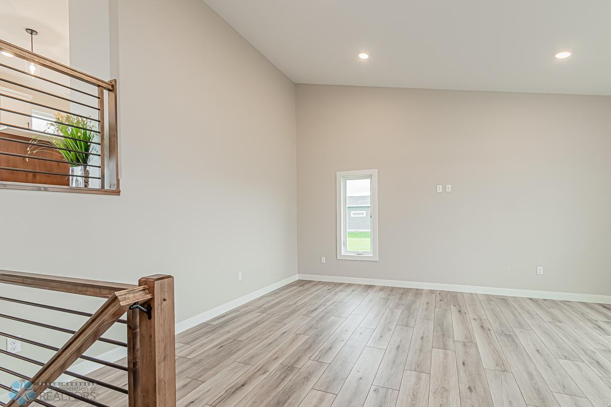 2224 44th St S, Moorhead, MN 56560-01.jpg