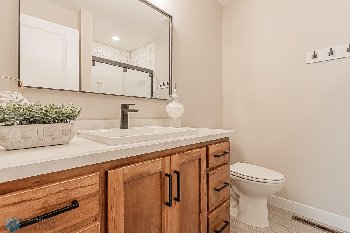 2224 44th St S, Moorhead, MN 56560-17.jpg