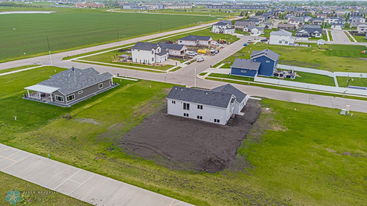 2224 44th st s, moorhead, mn 56560-48.jpg