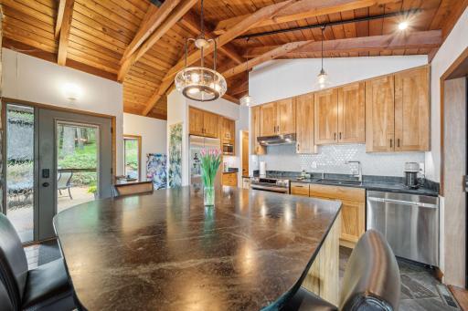 310/312 N Cove Road, Hudson, WI 54016