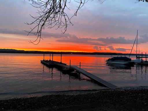 310/312 N Cove Road, Hudson, WI 54016