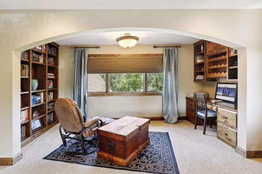 8640 Kelzer Pond Drive, Victoria, MN 55386