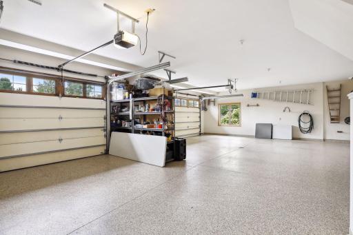 8640 Kelzer Pond Drive, Victoria, MN 55386