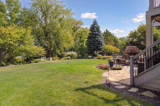 8640 Kelzer Pond Drive, Victoria, MN 55386