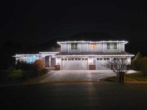 8640 Kelzer Pond Drive, Victoria, MN 55386