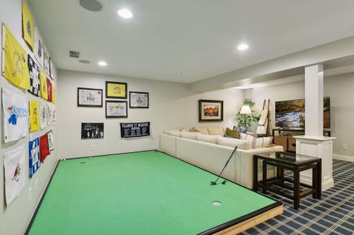 261 Ridgeview Drive, Wayzata, MN 55391