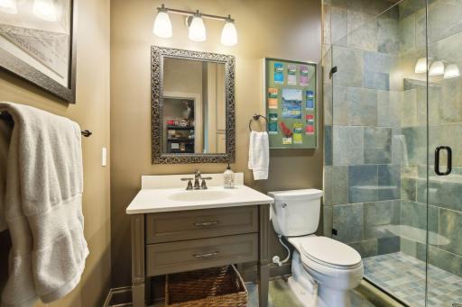 261 Ridgeview Drive, Wayzata, MN 55391