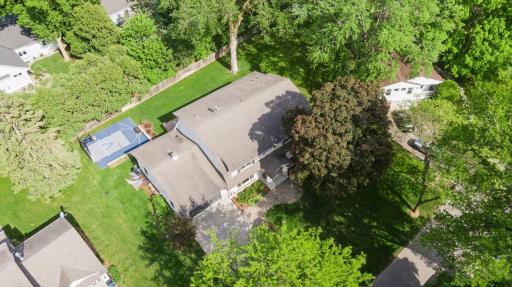 261 Ridgeview Drive, Wayzata, MN 55391