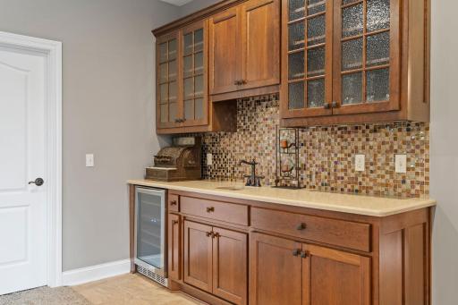 12755 Island View Circle, Rogers, MN 55374