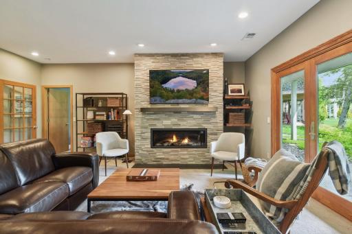 7715 Stonewood Court, Edina, MN 55439