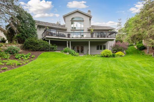 7715 Stonewood Court, Edina, MN 55439