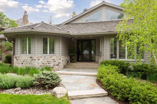7715 Stonewood Court, Edina, MN 55439