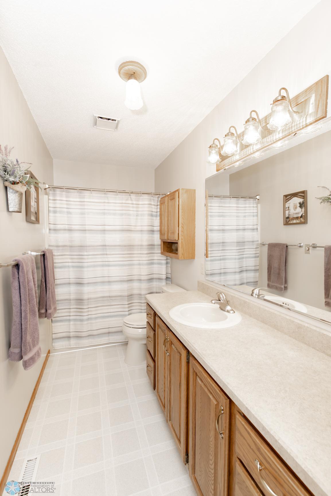 Main floor-bathroom#1