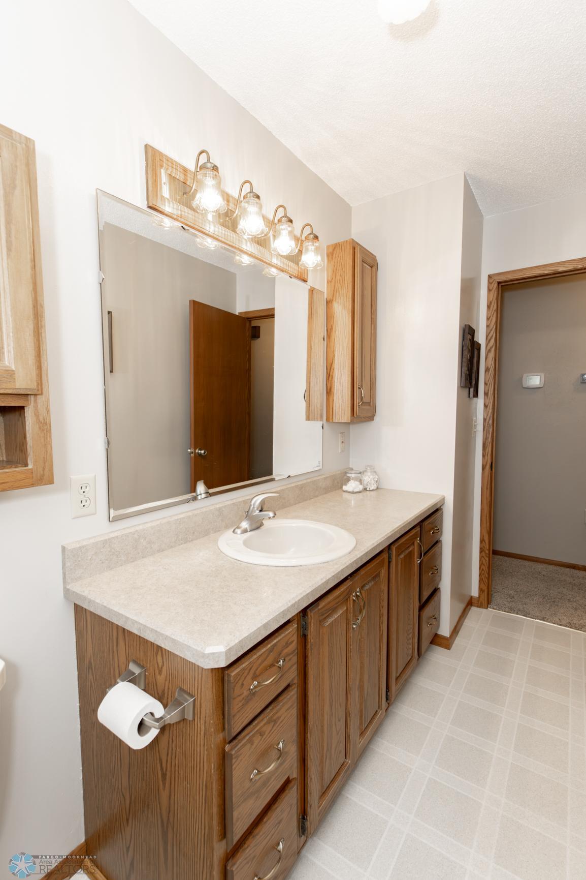 Main floor-bathroom#1