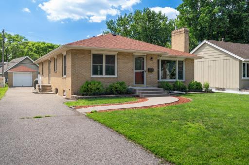 3960 Yosemite Avenue S, Minneapolis, MN 55416