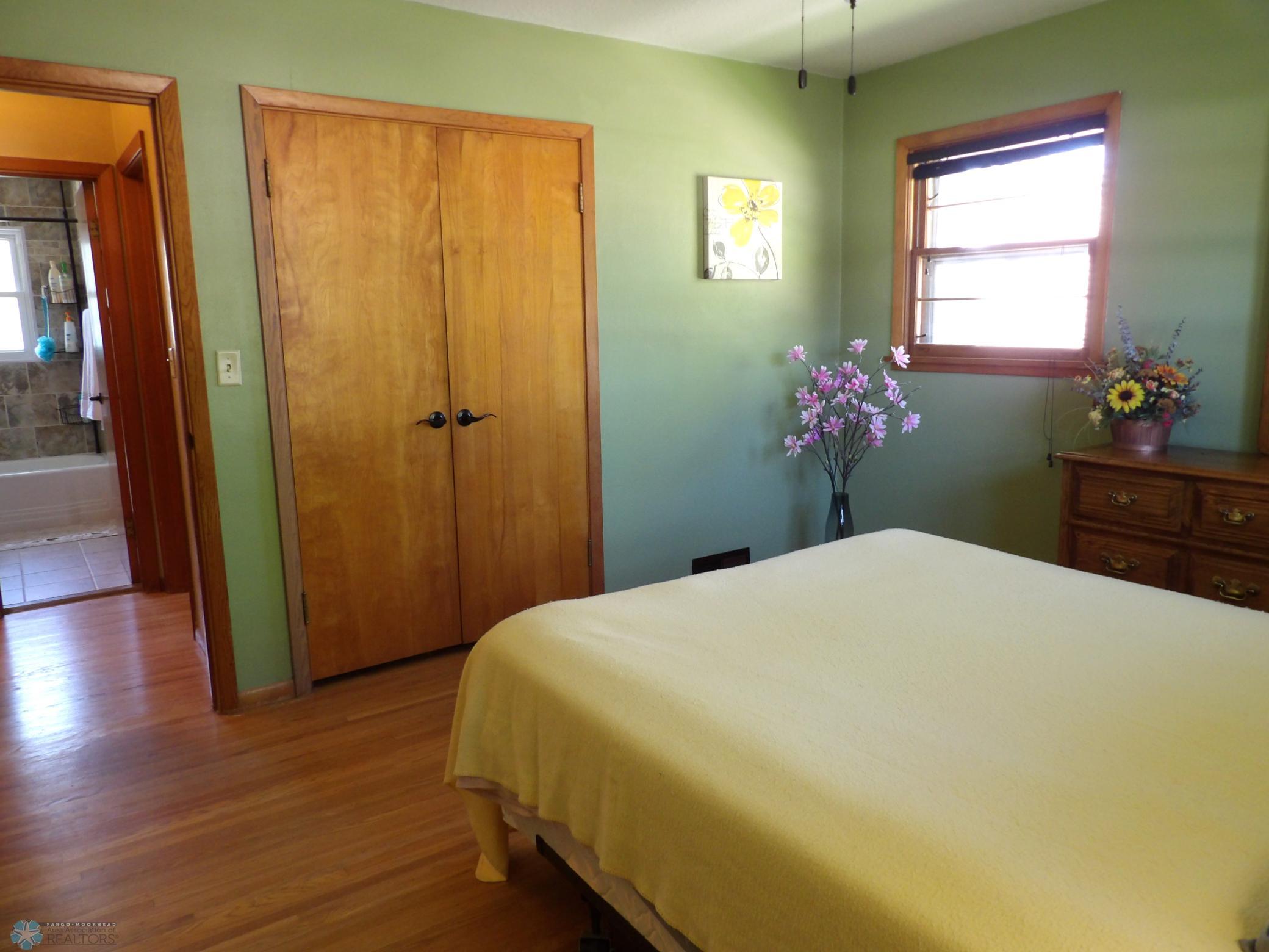 main bedroom.JPG