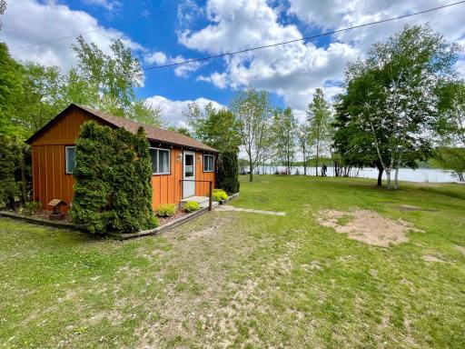Welcome to peaceful cabin life on beautiful Bass Lake!