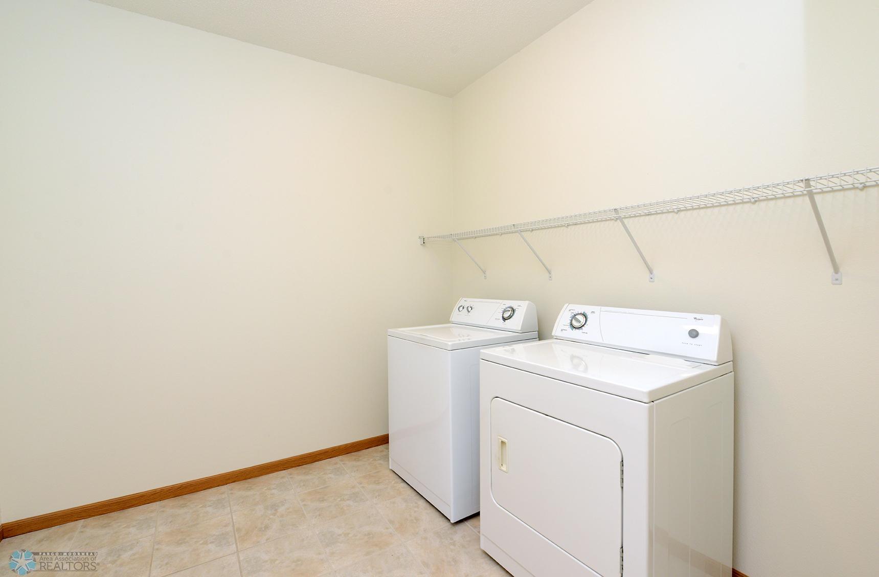 Large Laundry Room (w/d not included)