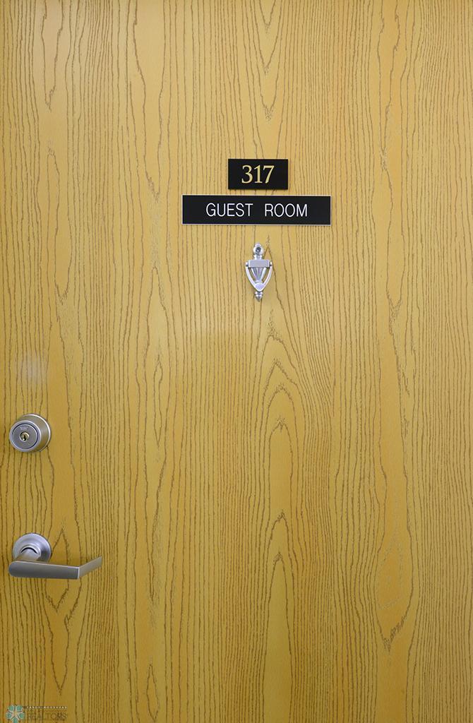 Guest Room Available To Rent