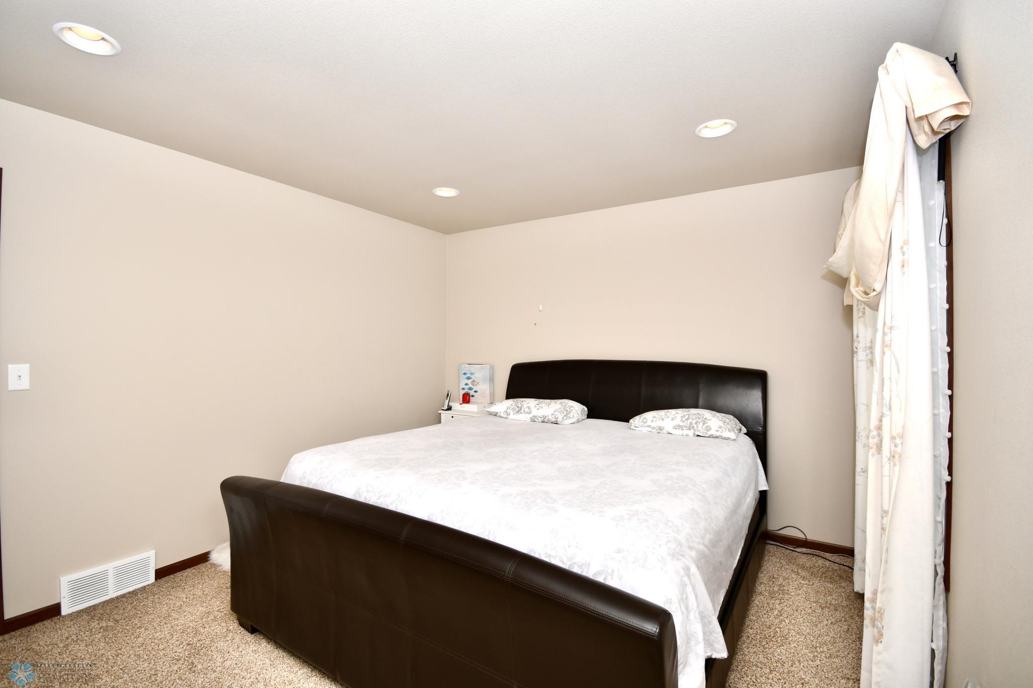 Bedroom #2 - Upper