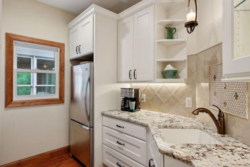 3010 Becker Road, Maple Plain, MN 55359