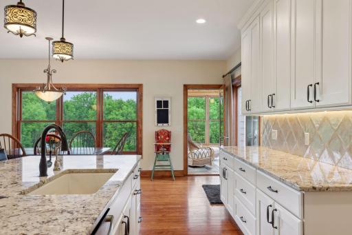 3010 Becker Road, Maple Plain, MN 55359