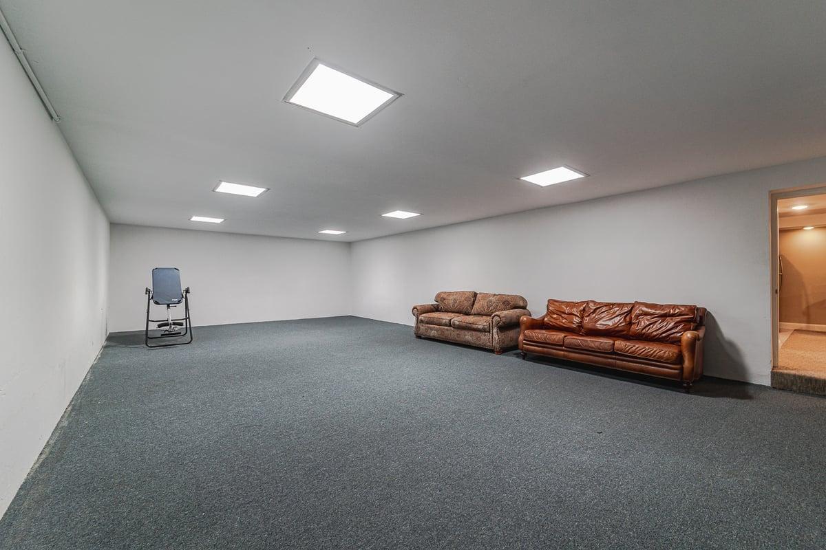 Bonus Room - endless options, game room, rec room, storage room, potential to add lakeside garage door for recreational toys.