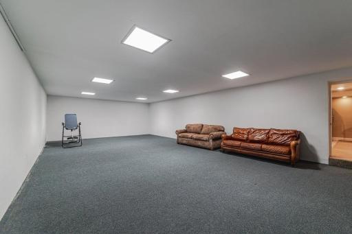 Bonus Room - endless options, game room, rec room, storage room, potential to add lakeside garage door for recreational toys.